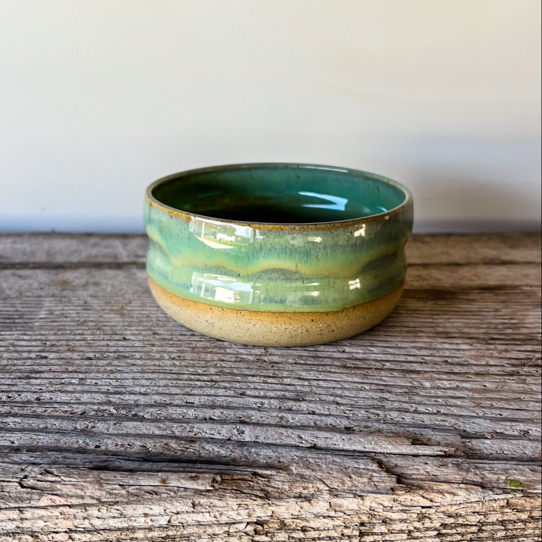 Green ceramic bowl.